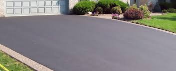 Best Asphalt Driveway Installation  in Richnd, MO